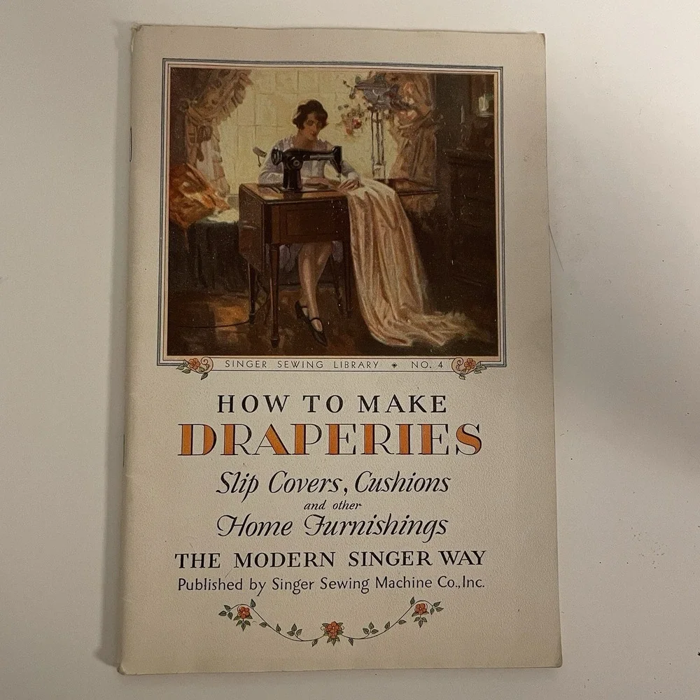 1930's Vintage Singer Sewing Library Book Set Of 2 Booklets Dresses‎ & Draperies